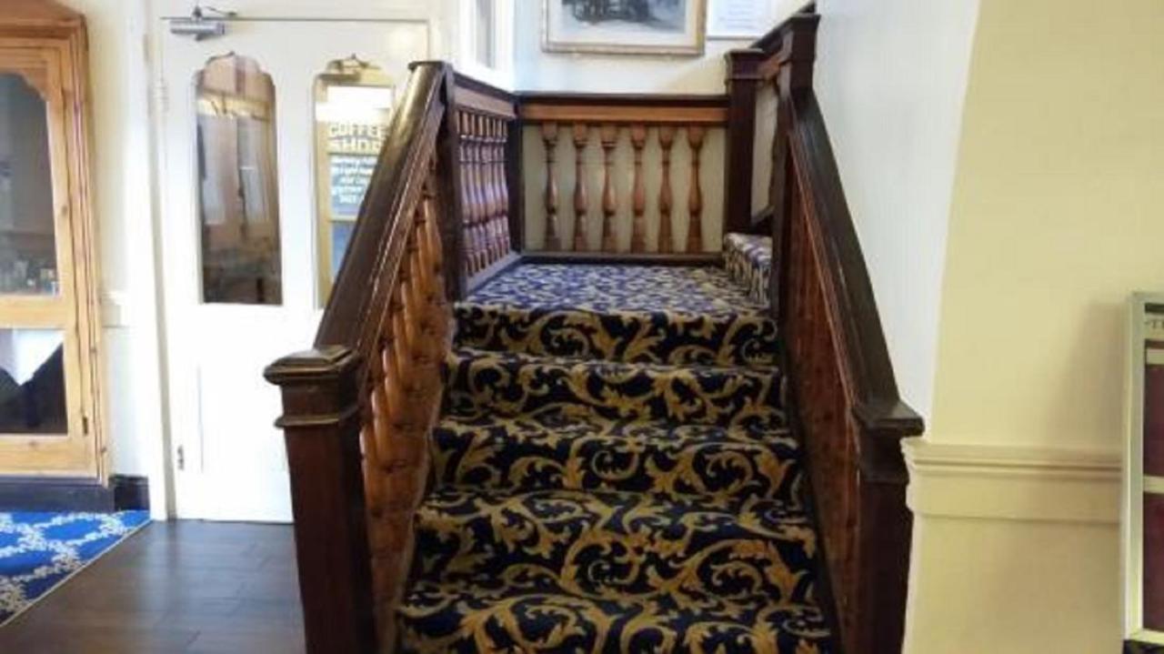 The Rose And Crown Hotel Wisbech Dış mekan fotoğraf