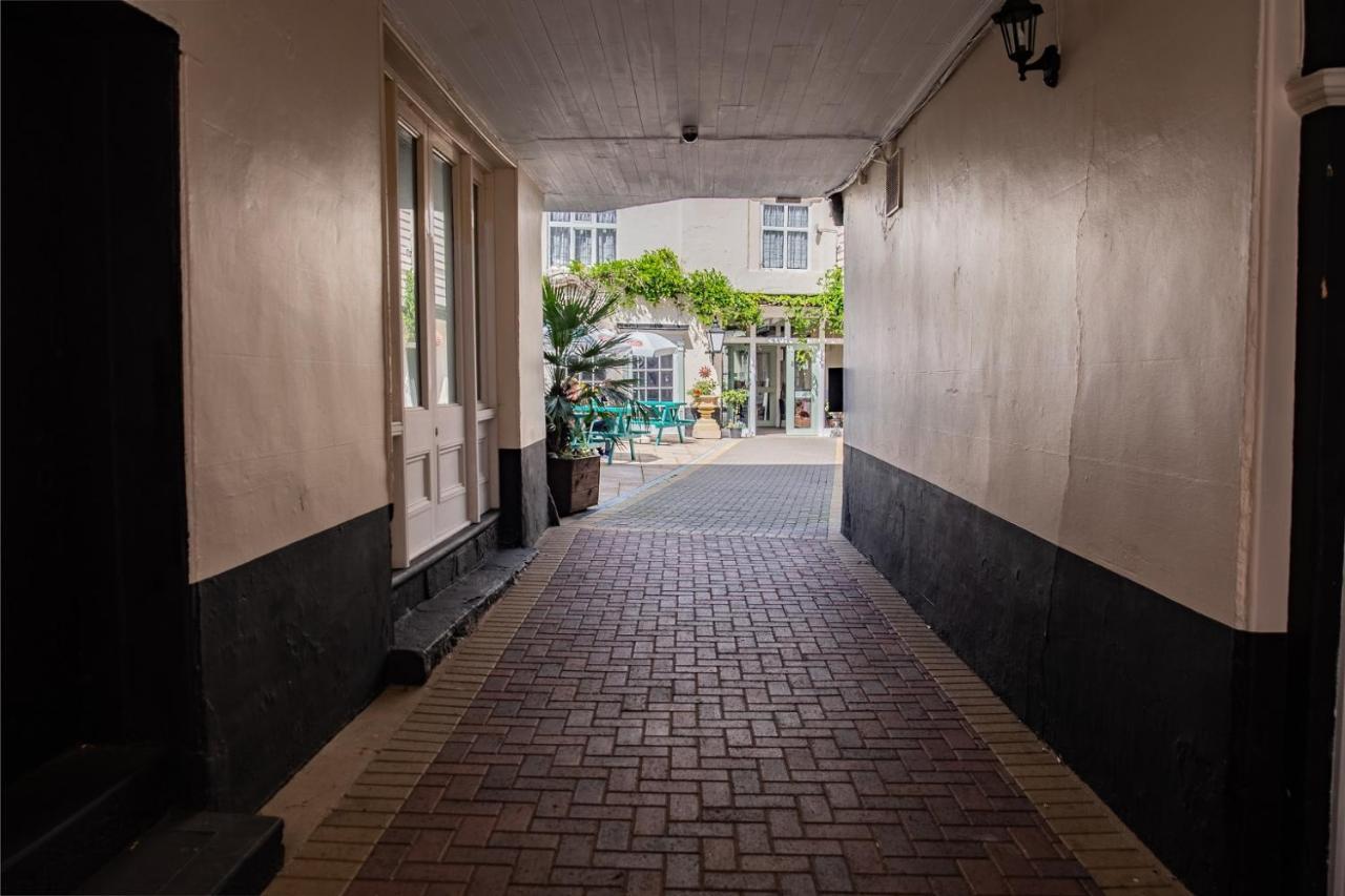 The Rose And Crown Hotel Wisbech Dış mekan fotoğraf