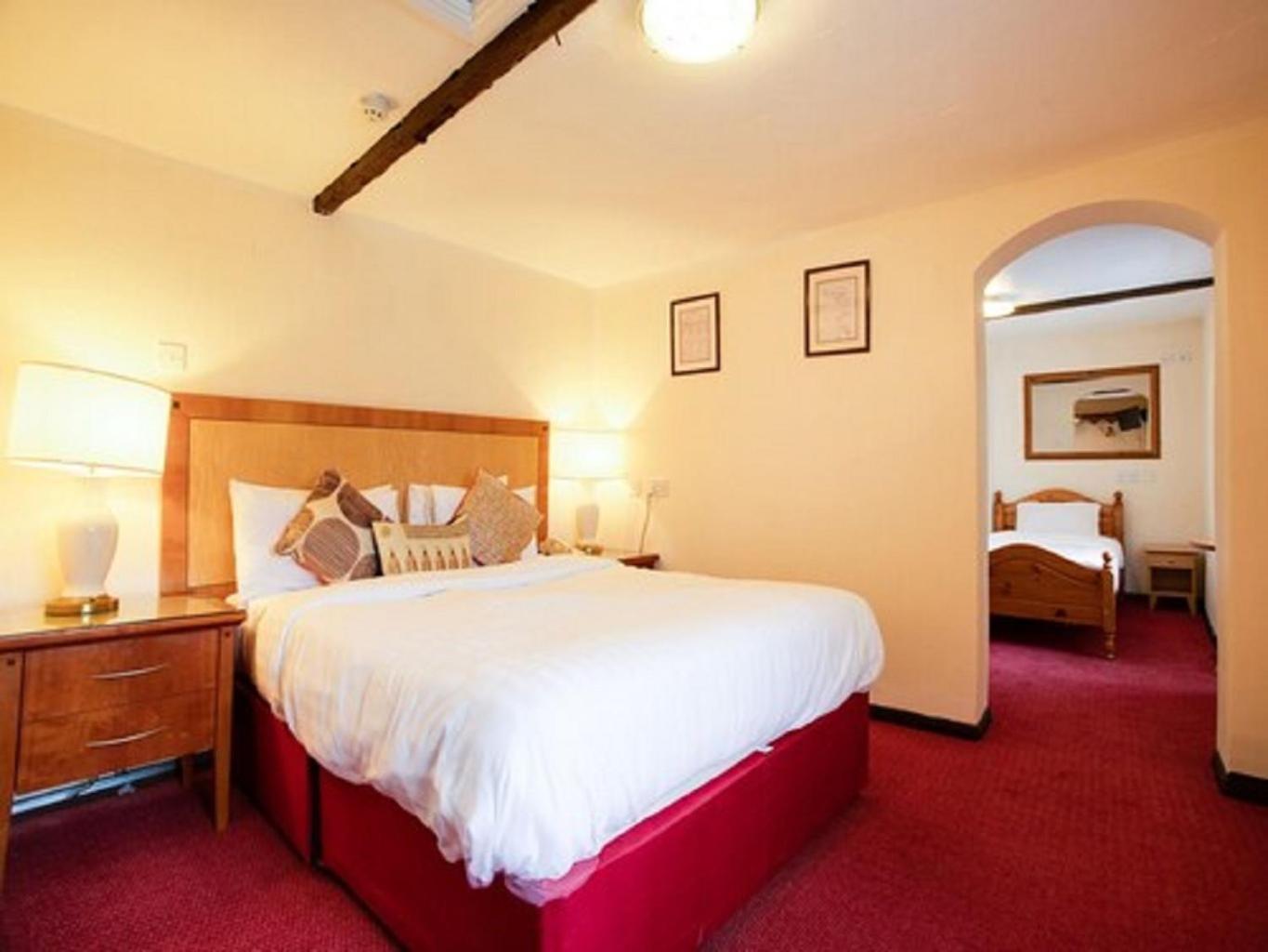 The Rose And Crown Hotel Wisbech Dış mekan fotoğraf