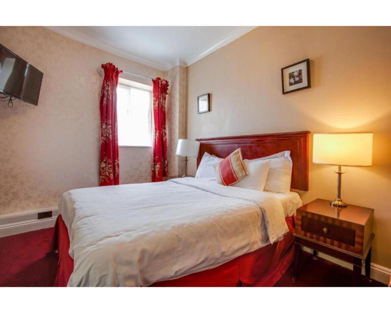 The Rose And Crown Hotel Wisbech Oda fotoğraf