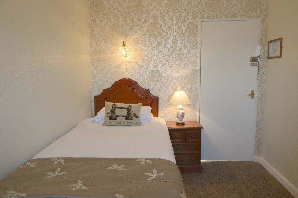 The Rose And Crown Hotel Wisbech Dış mekan fotoğraf