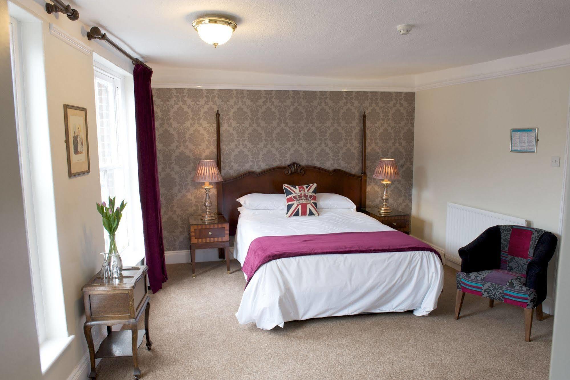 The Rose And Crown Hotel Wisbech Dış mekan fotoğraf