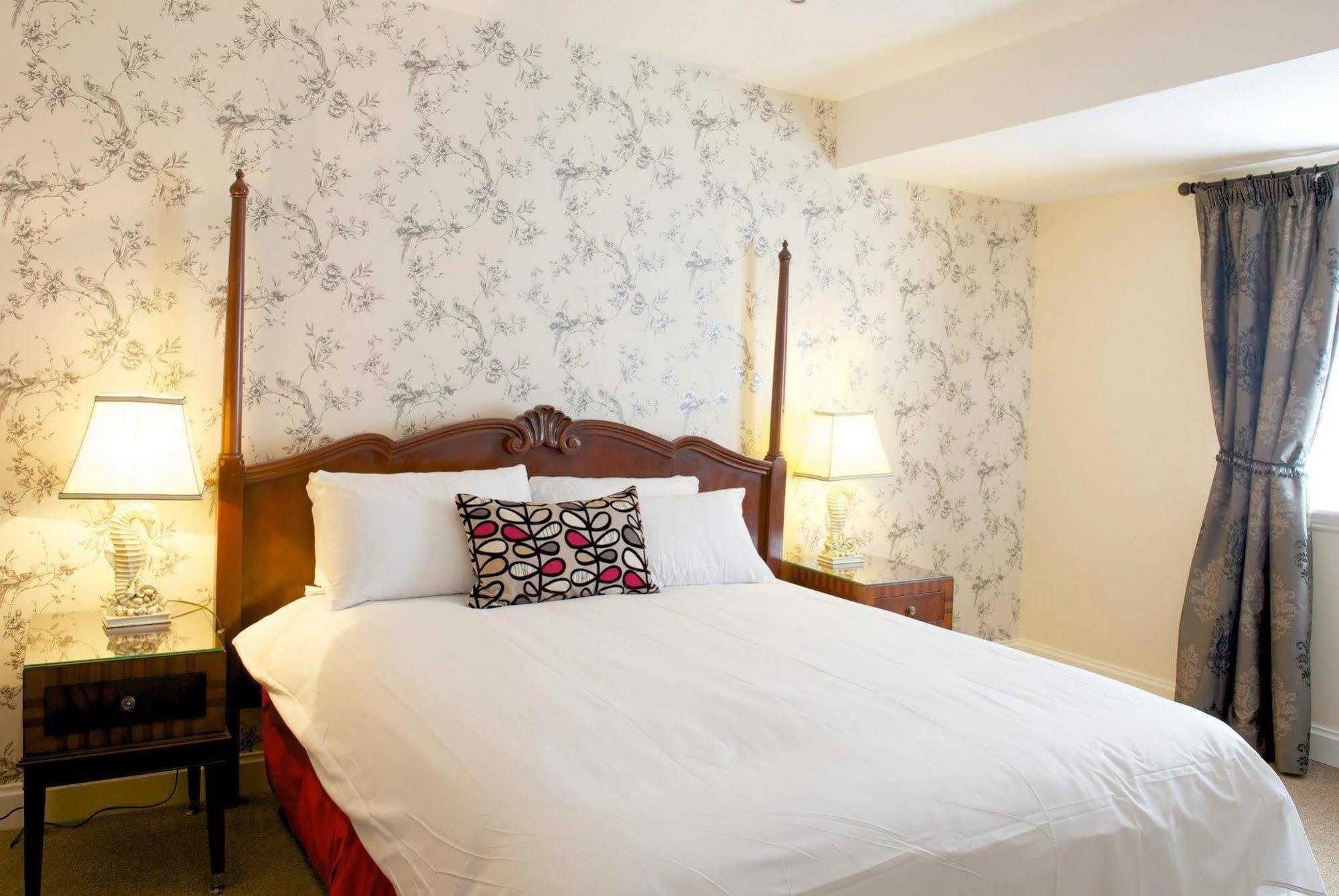 The Rose And Crown Hotel Wisbech Dış mekan fotoğraf