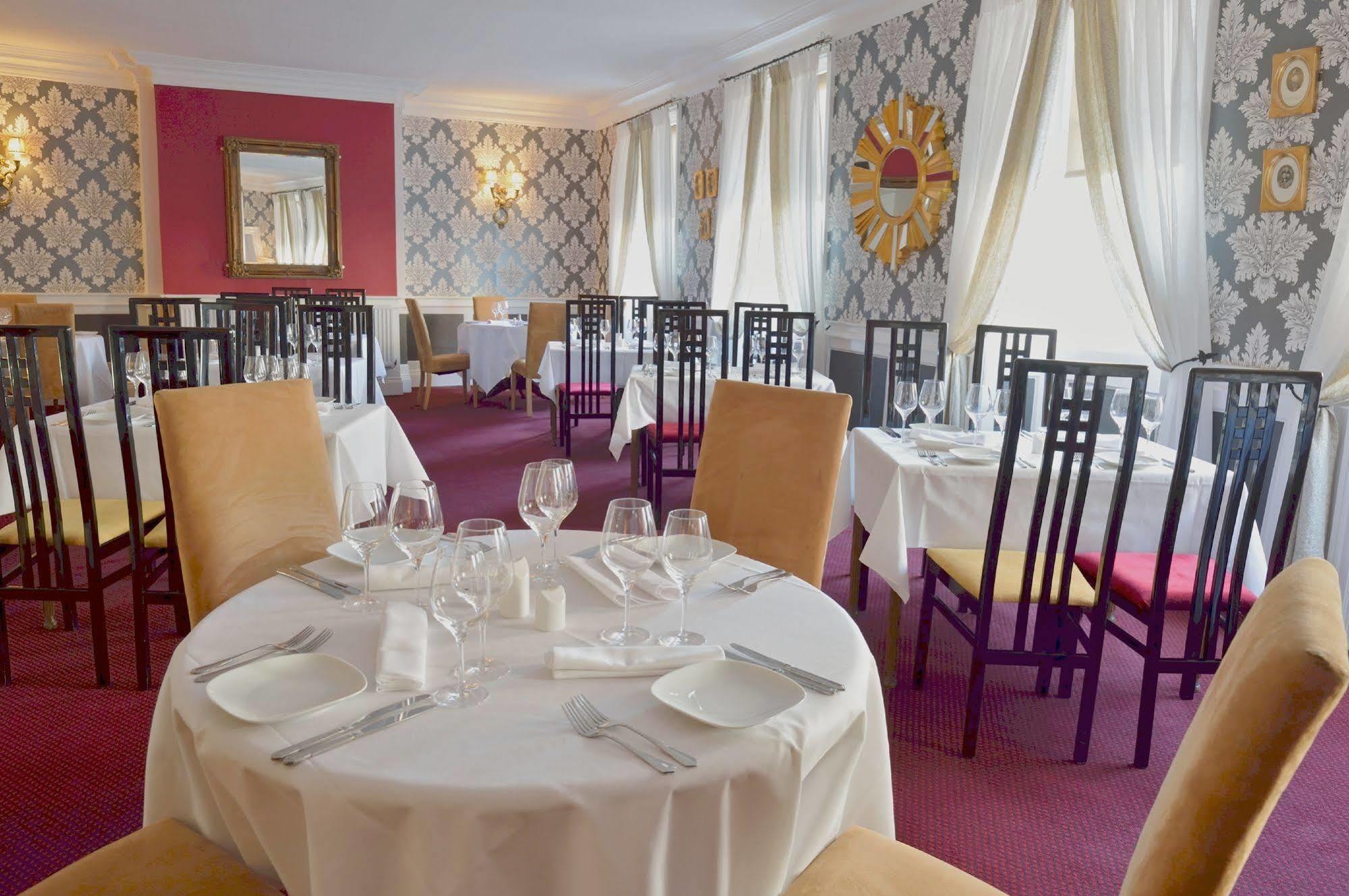 The Rose And Crown Hotel Wisbech Dış mekan fotoğraf